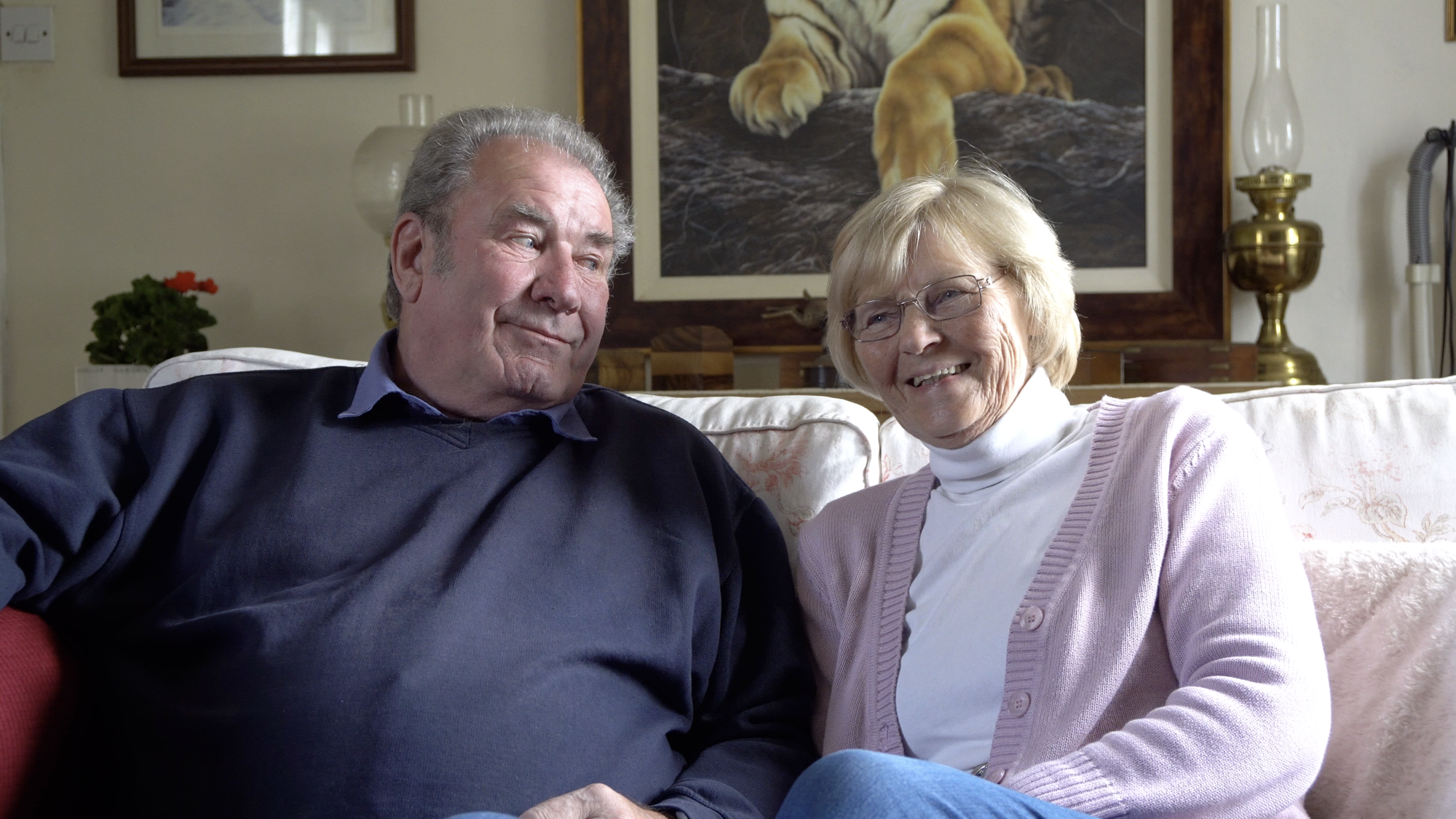 preview-lightbox-Marlene_and_Geoff_indoors.png