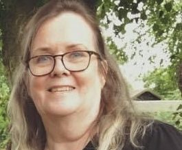 Karen Harrison - Excellence in foster care award 2021 Pic